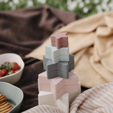 Load image into Gallery viewer, Mushie Nesting Stars