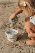 Load image into Gallery viewer, girl playing with Little Dutch Beach Set - Fresh Greens
