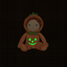 Load image into Gallery viewer, Olli Ella Dinky Dinkum Doll - Jack O&#39;Lantern - Orange glow in the dark 

