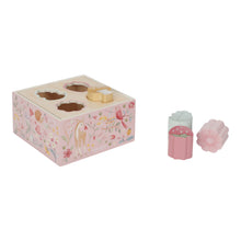Load image into Gallery viewer, Fairy garden shape sorter 
