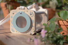 Load image into Gallery viewer, Insect Box Forest Friends with Magnifier
