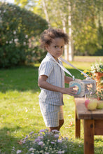 Load image into Gallery viewer, child with bug Box Forest Friends with Magnifier
