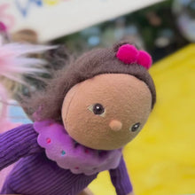 Load and play video in Gallery viewer, Dinky Dinkum Doll - Sweet Treats - Freya Fondant
