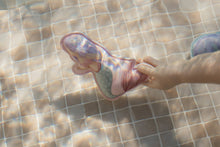 Load image into Gallery viewer, child playing with learning to dive and go underwater
