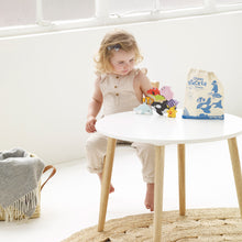 Load image into Gallery viewer, Le Toy Van Ocean Stacking Animals and Bag
